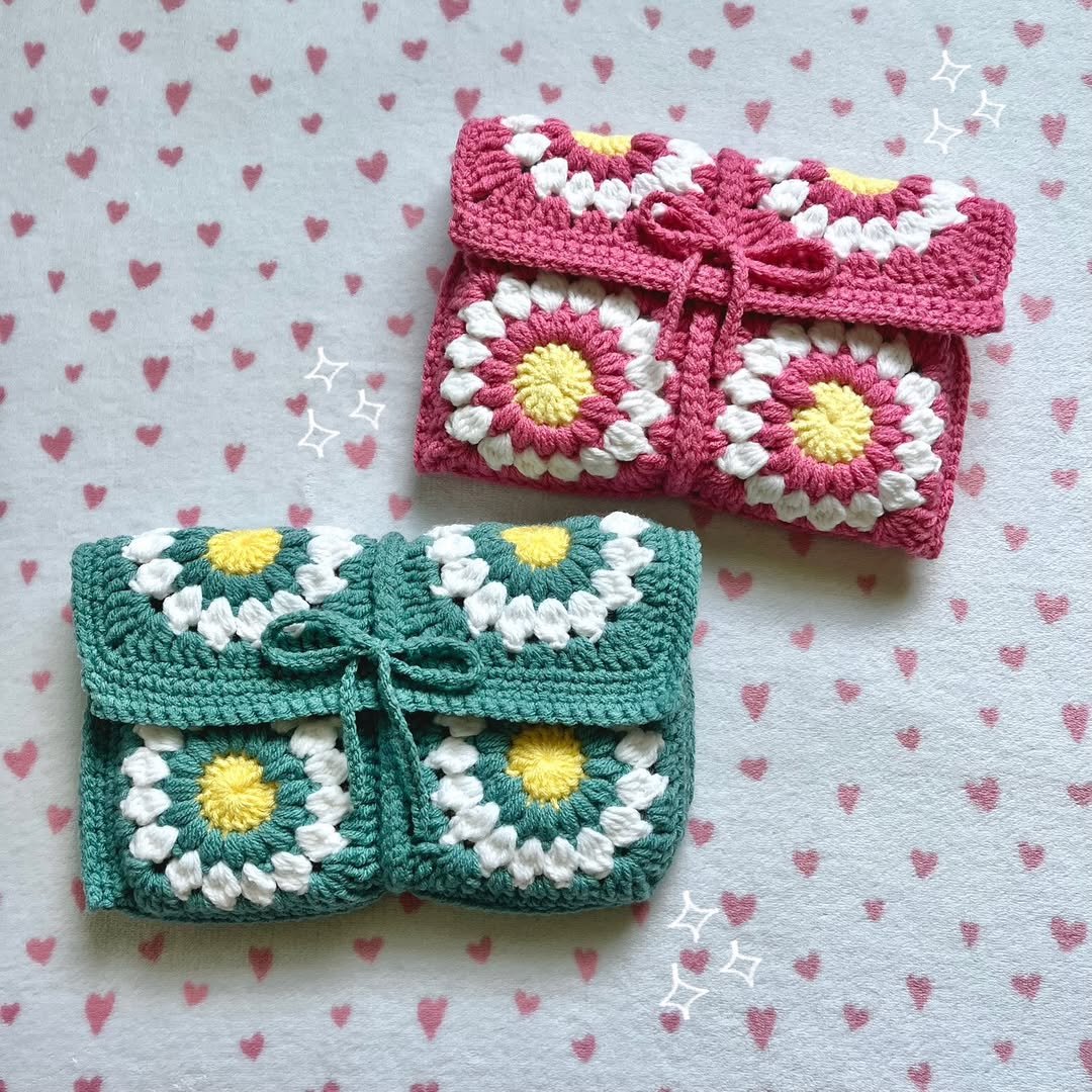 Retro Fold-Over Wallet Set