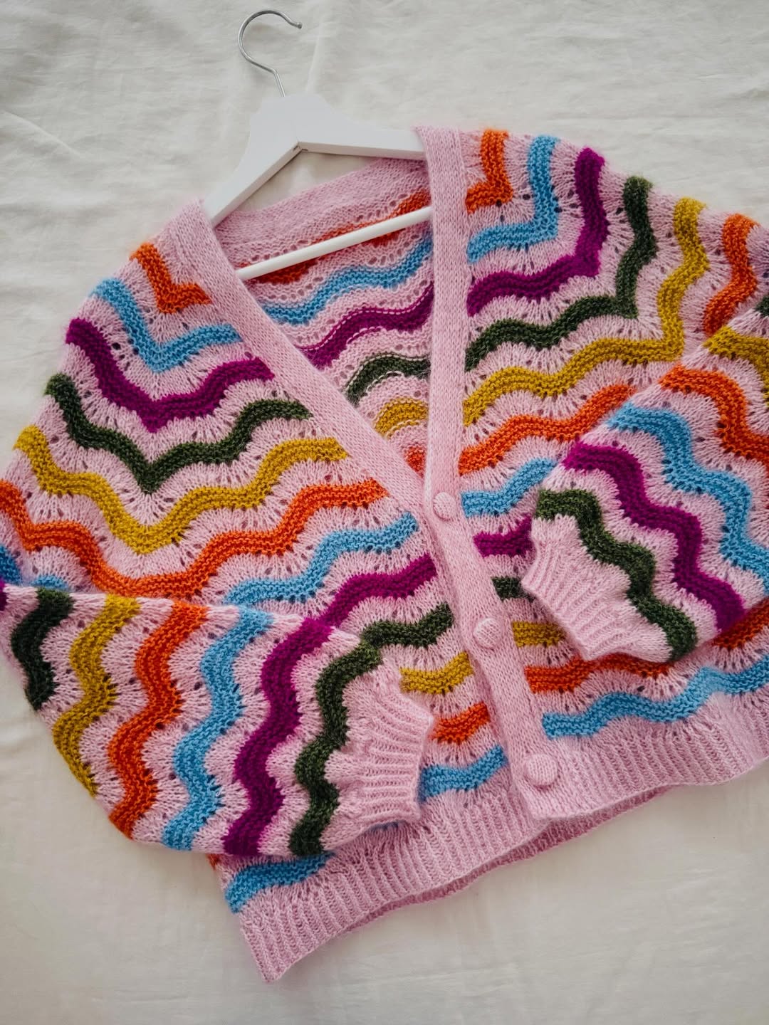Retro Rainbow Waves Cardigan