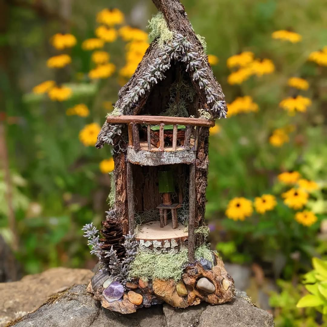 Rustic Mini Treehouse