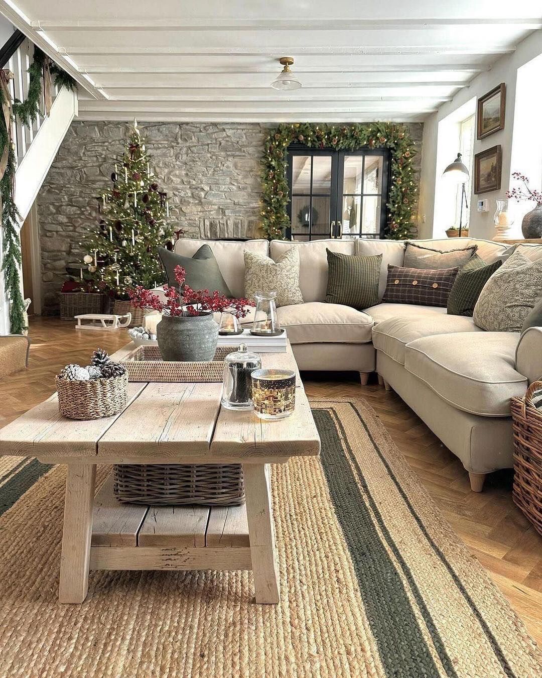 Rustic Yuletide Spirit