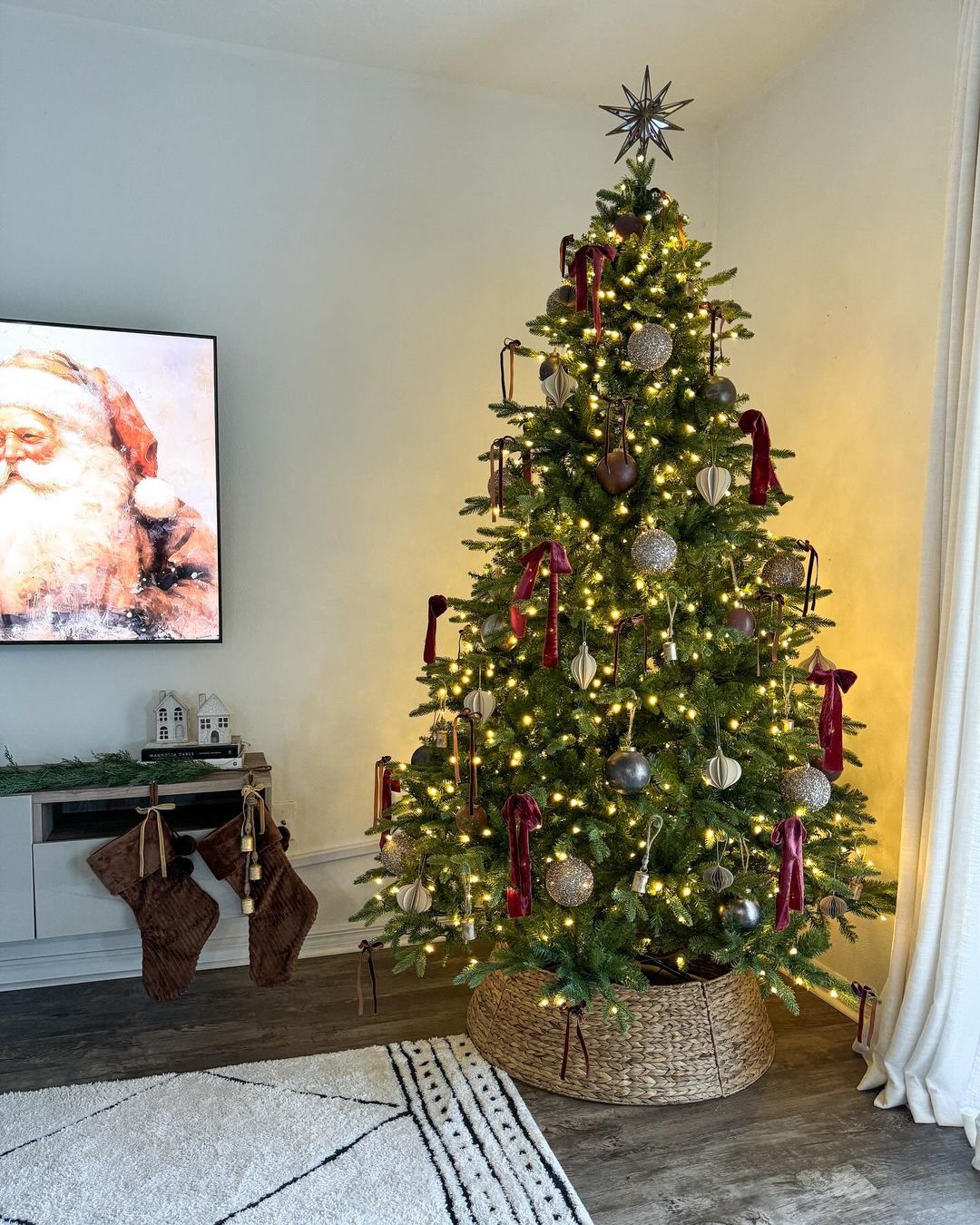 Shining Modern Christmas Tree