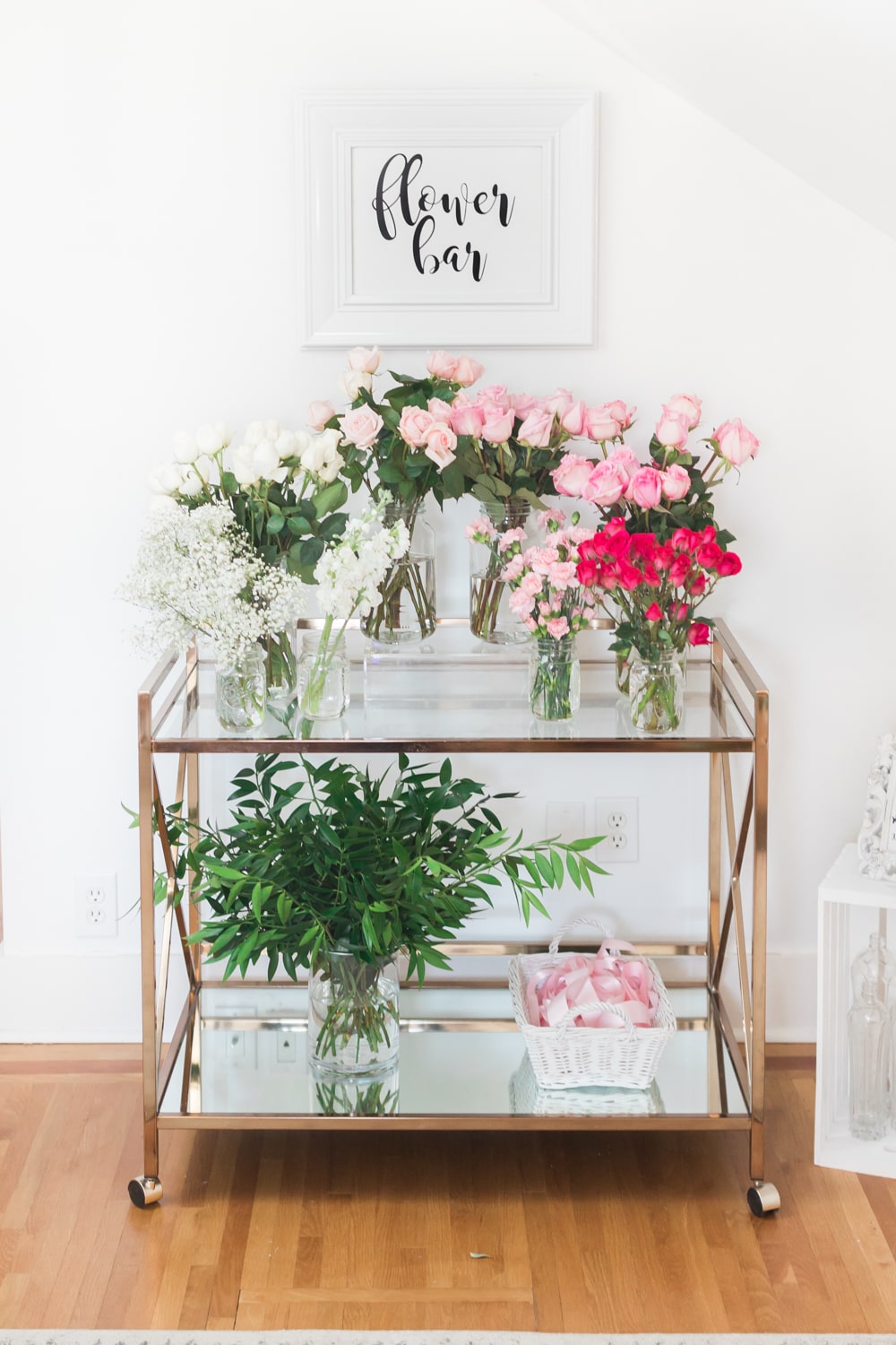 Simple and Elegant Flower Bar