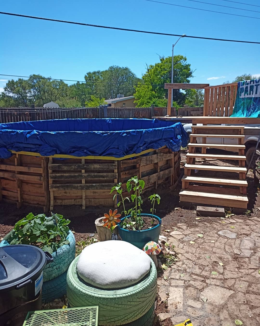 Simple steps for a pallet deck made from leftover pallets