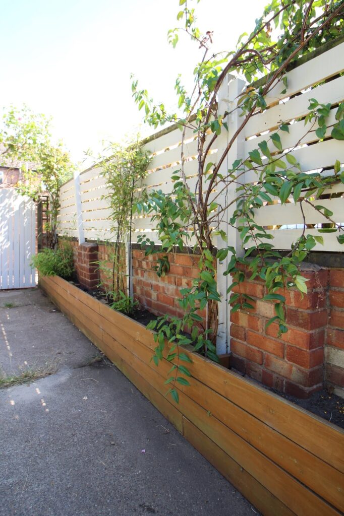 Slat Wood Fence from Pallets
