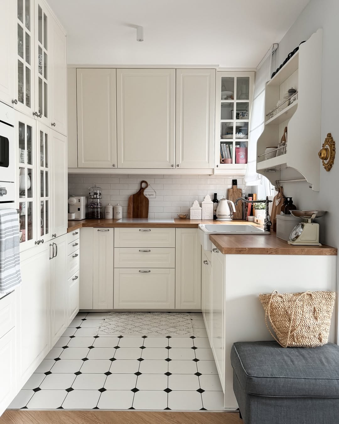 Small IKEA Kitchen