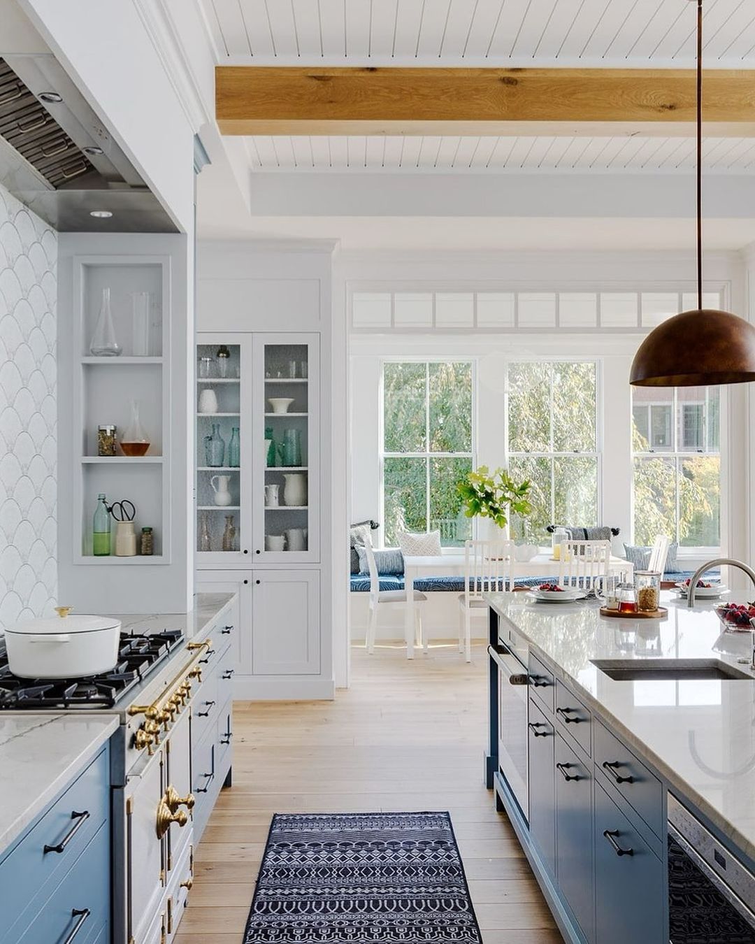 Coastal Elegance with Rich Navy Accents