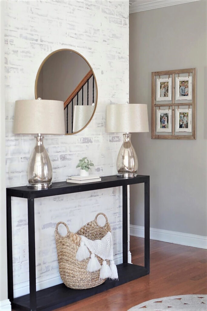 Stone Tile Entryway Accent Wall