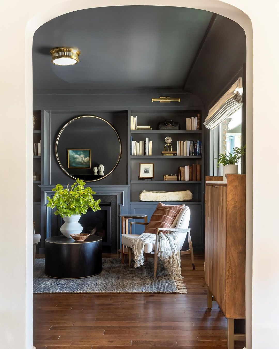 Thoughtful Moody Alcove