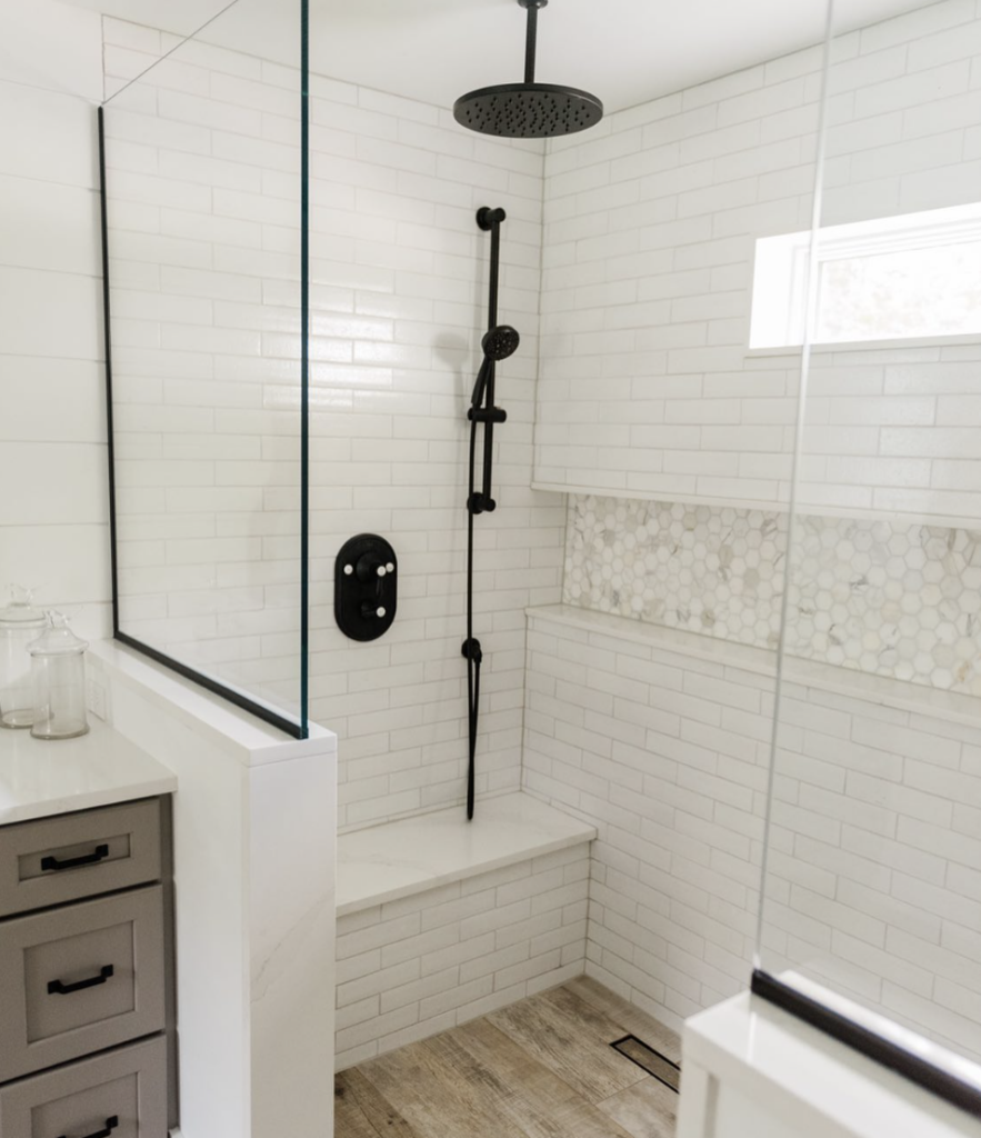 Tile Bench In Shower With Wooden Pallet Flooring