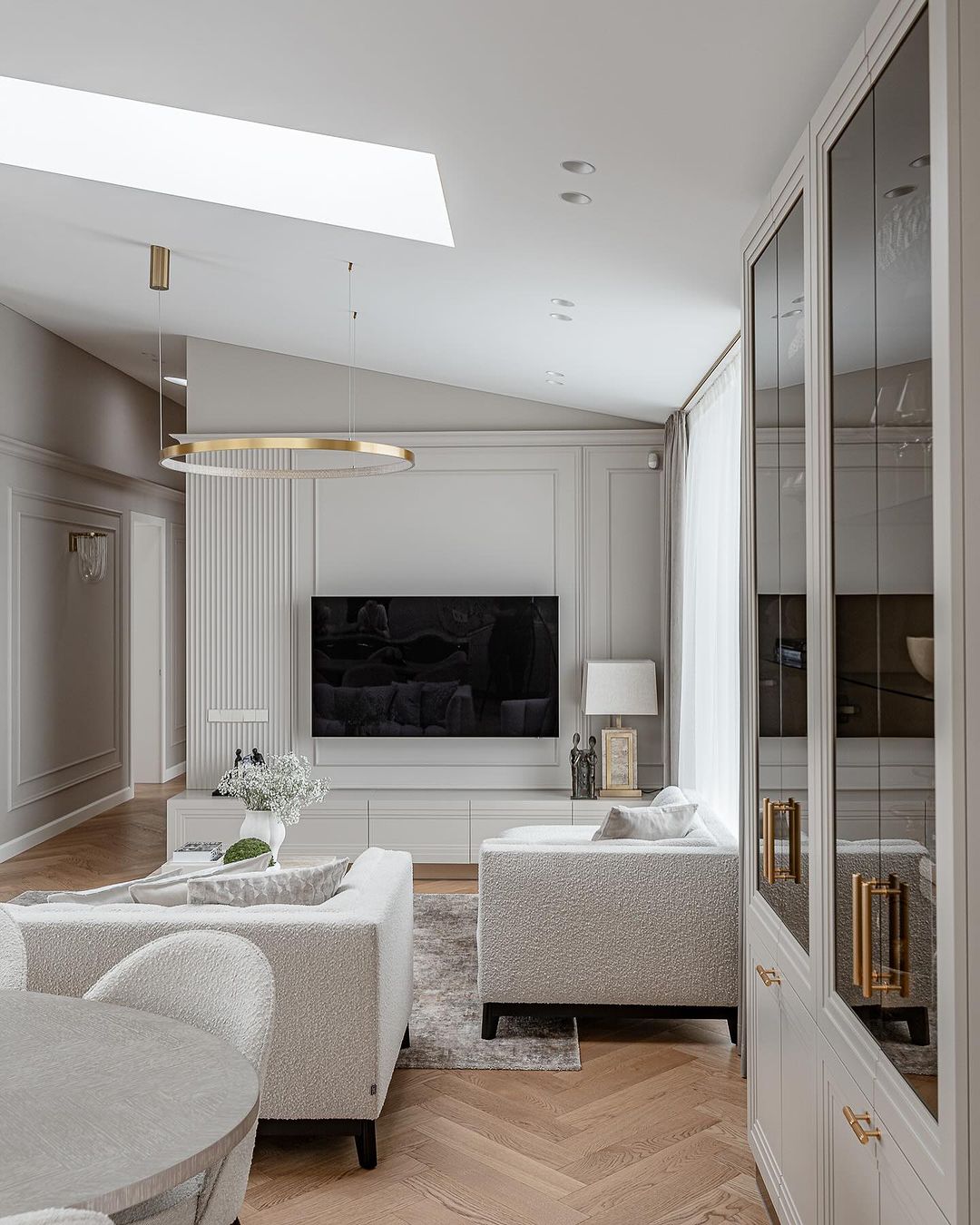 Timeless Elegance with a Modern Twist