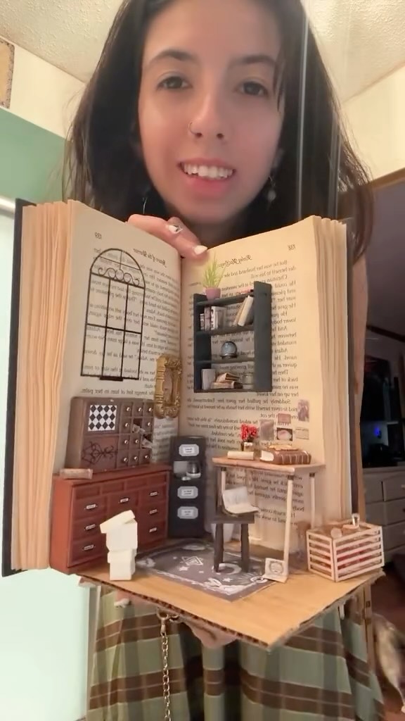 Tiny Workspace Inside a Story