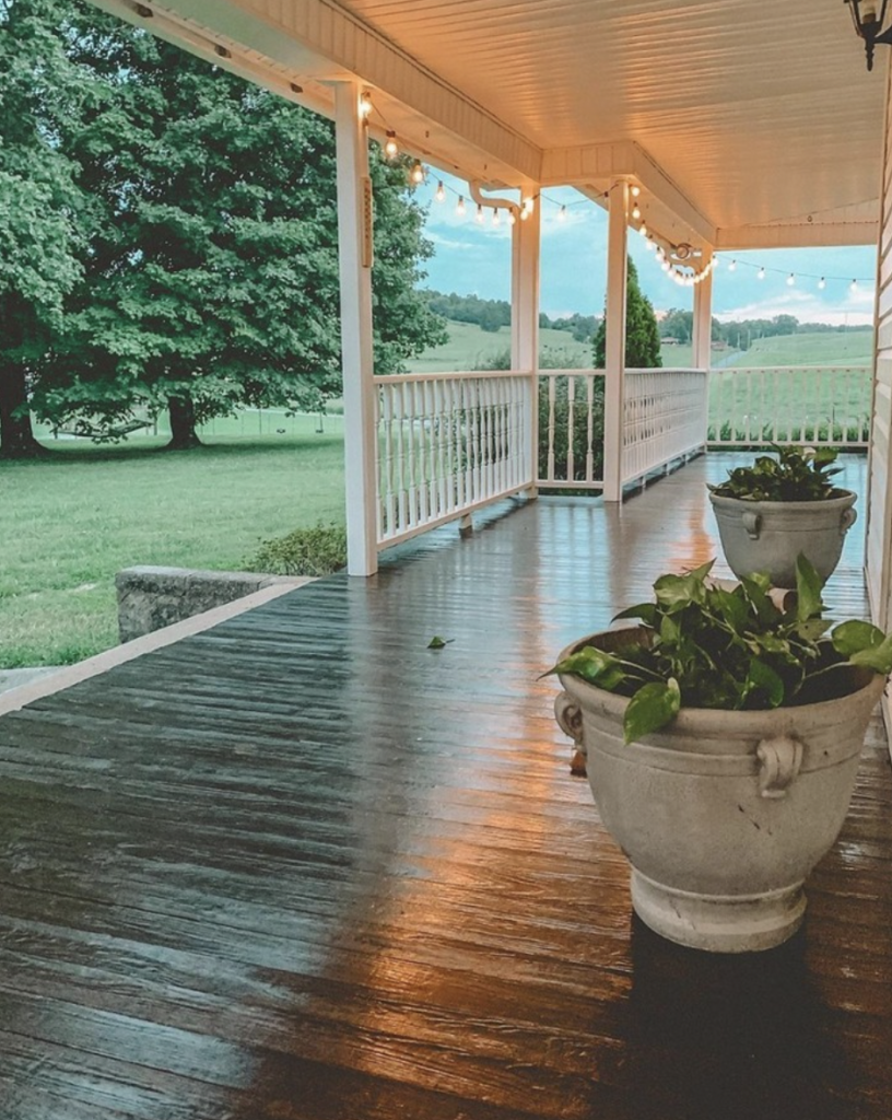Victorian Porch with a Minimalist Baluster