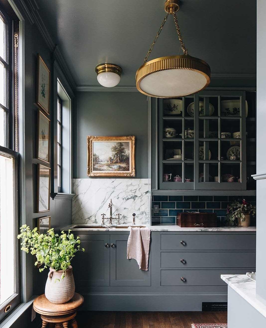 Vintage Kitchen Gold Glamour