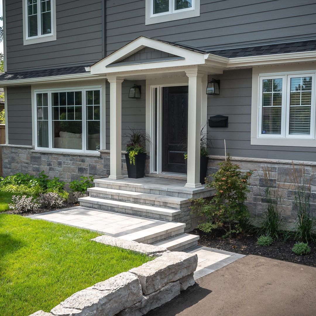 Well-Balanced Cottage and Modern Classic Entrance
