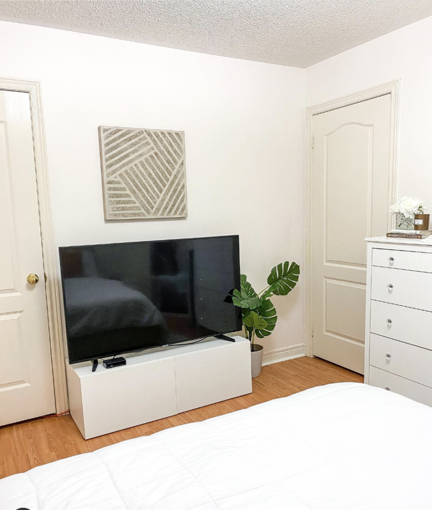 White Bedroom in a Small Size