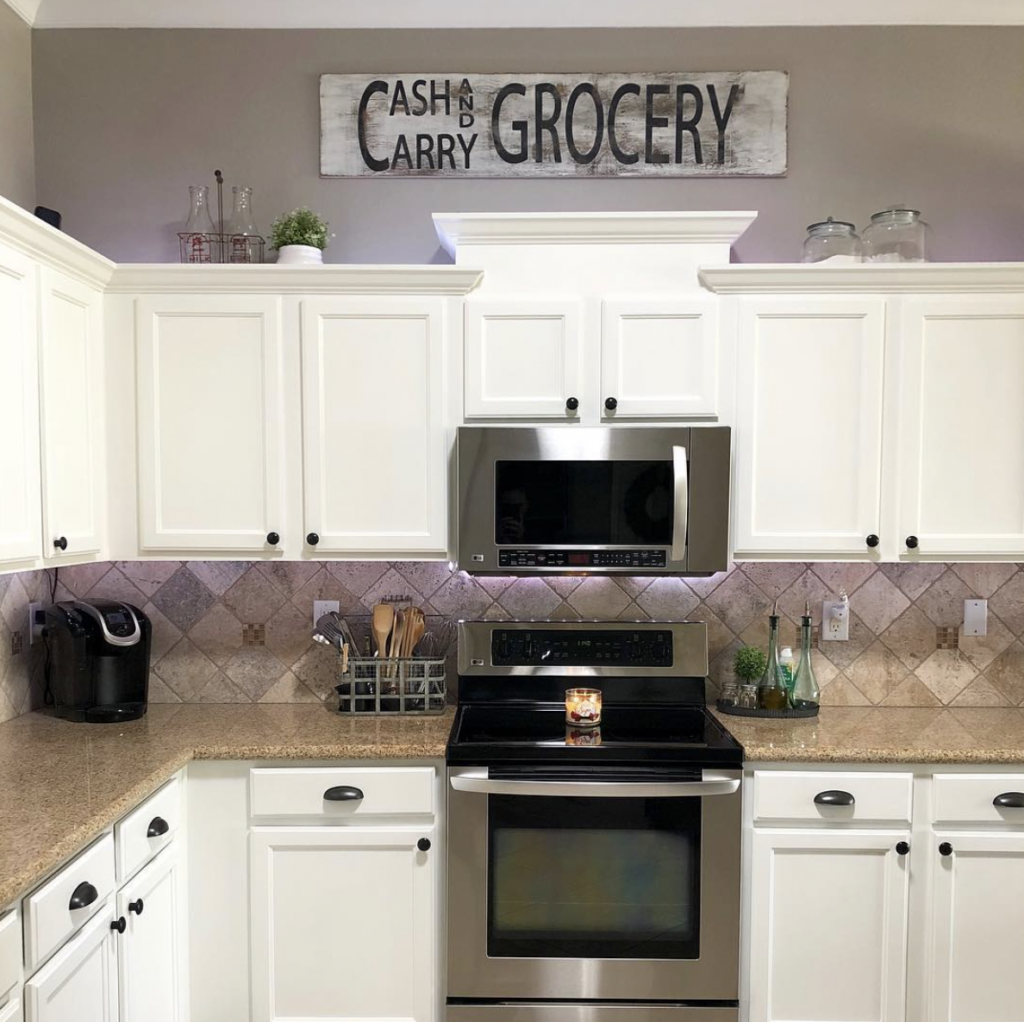 White Farmhouse Kitchen Cabinets