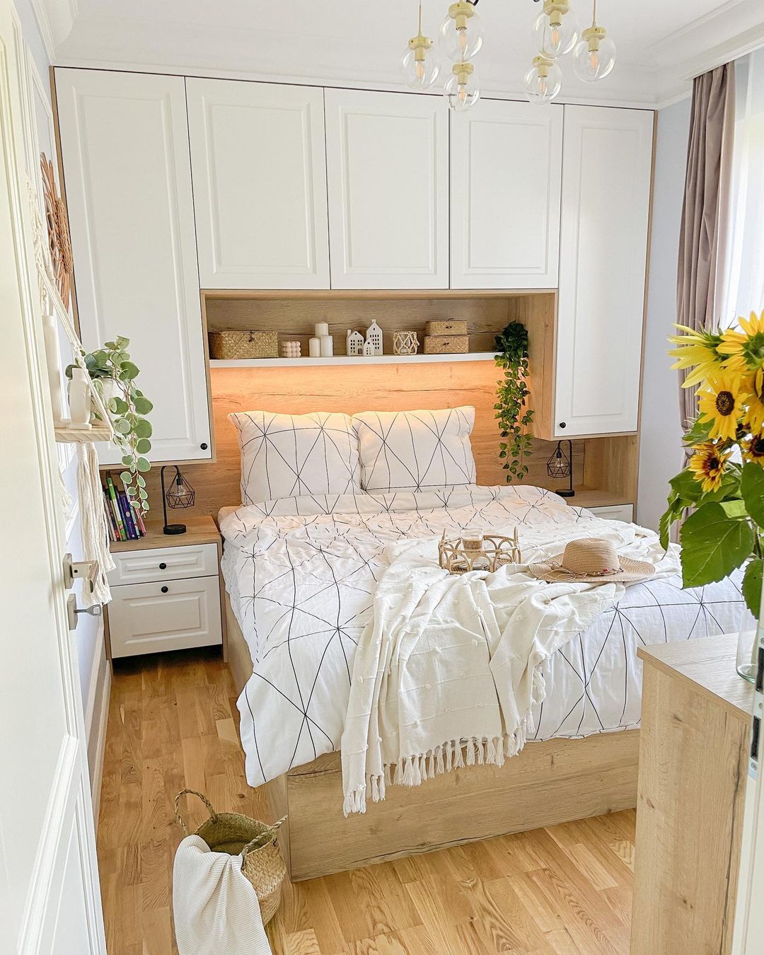 White Nature Bedroom