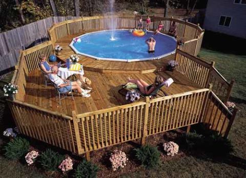 Wood Pallet Pool Deck
