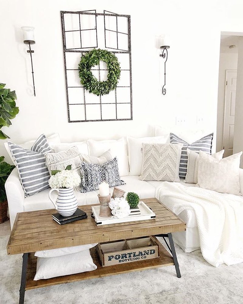 Wreath Windowpane Mirror