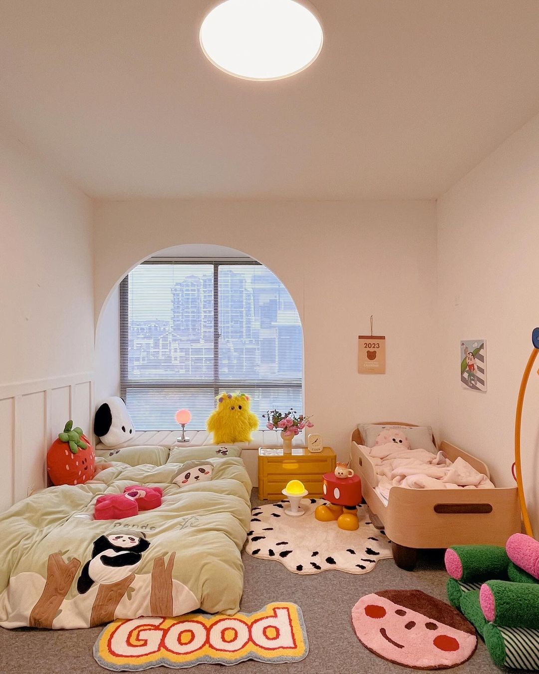 Youthful Pastel Work and Playroom